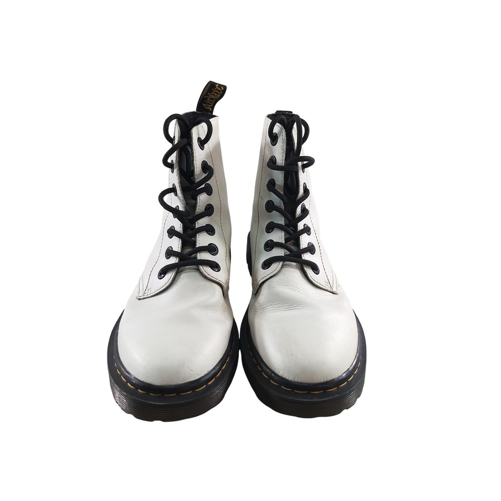 Dr. Martens 1460 Boots Womens Size 8 White Leather 8-Eye Lace Up Combat AirWair